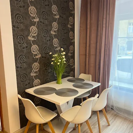 Na Grodowej Kolo Rynku *